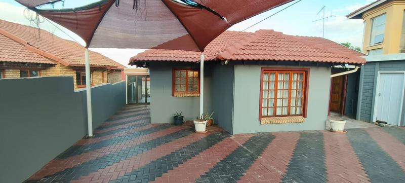 3 Bedroom Property for Sale in Tlhabane West North West